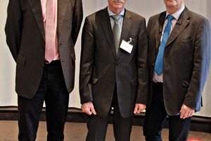  The outgoing Chairman of the BmG trade association Gerhard Schulze, in the middle of the photo between Managing Director Dr.-Ing. Jens Pott (left) and Wolfgang Braun, the new Chairman  